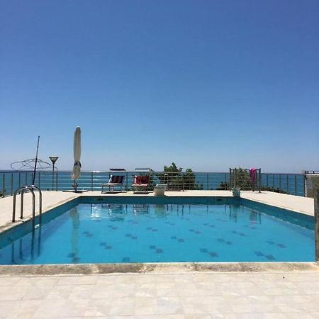 Oasis Residency Apartment Spille Bagian luar foto