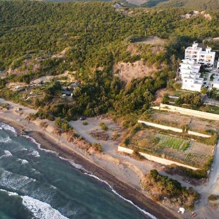 Oasis Residency Apartment Spille Bagian luar foto